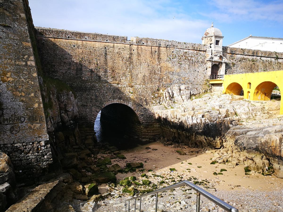 Peniche's Blue&Yellow Exterior foto
